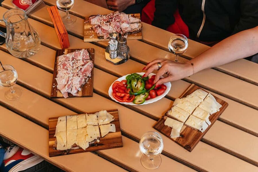 Hungry in Vienna? A Food Lover’s Coffee & Market Walk - Price and Value: Why $136 Can Feel Like a Deal