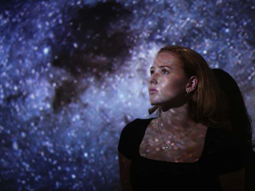 Innsbruck: EXPERIENCE TIROL - Immersive Show Ticket - A one-hour show that packs Tyrol into five rooms