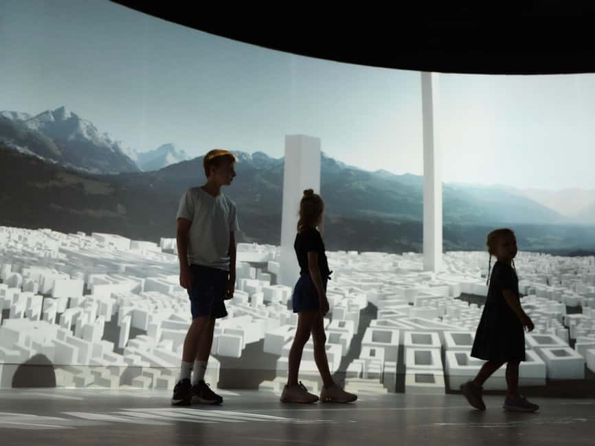Innsbruck: EXPERIENCE TIROL - Immersive Show Ticket - What you can bring, and what you should leave outside