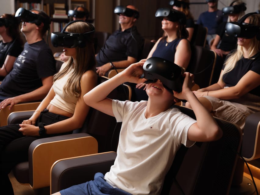 Innsbruck: EXPERIENCE TIROL - Immersive Show Ticket - What father Thomas and daughter Anna add to the story