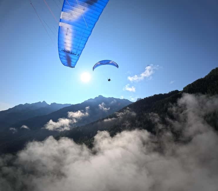 Innsbruck: Paragliding Adventure - From harness to airborne: what happens right before takeoff