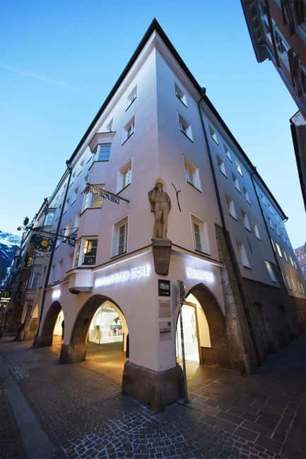 Innsbruck: Swarovski Exclusive Guided Tour with Drink & Gift - Key things to know before you go