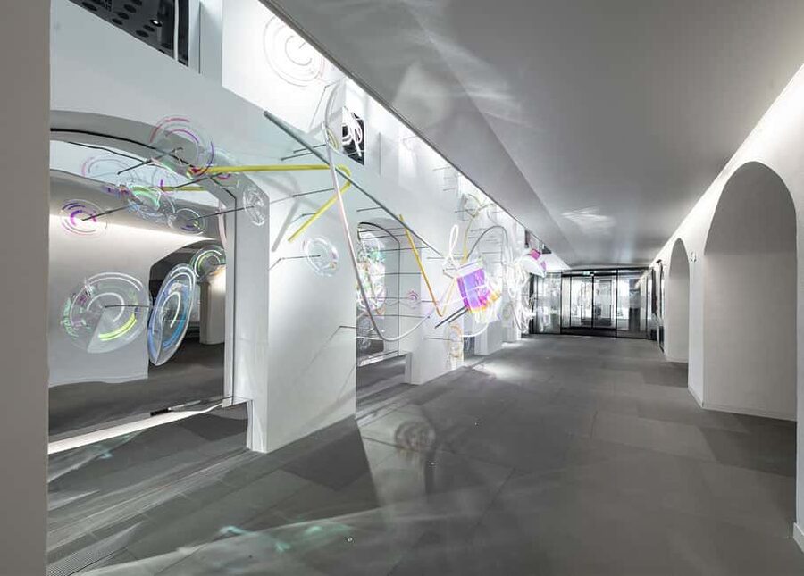 Innsbruck: Swarovski Exclusive Guided Tour with Drink & Gift - Price check: is $14 worth it for an hour?