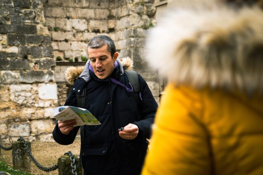 Innsbruck: Walking Traditional Food Tour - What to wear and what to expect from the pacing