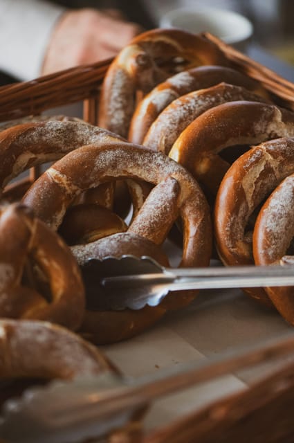 Innsbruck: Walking Traditional Food Tour - Where you meet, how long you walk, and where you land