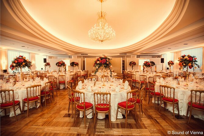 Kursalon Vienna: Strauss and Mozart Concert With Dinner - Getting there on time: meeting point, timing, and what to wear