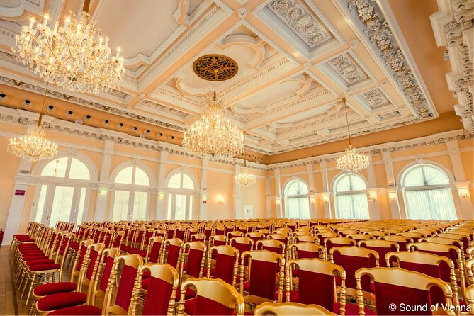 Kursalon Vienna: Strauss and Mozart Concert With Dinner - Who should book this Strauss and Mozart concert with dinner?