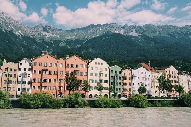 Linderhof palace from Innsbruck, drive and guide - Getting there from Innsbruck: pacing, pickup, and meeting point