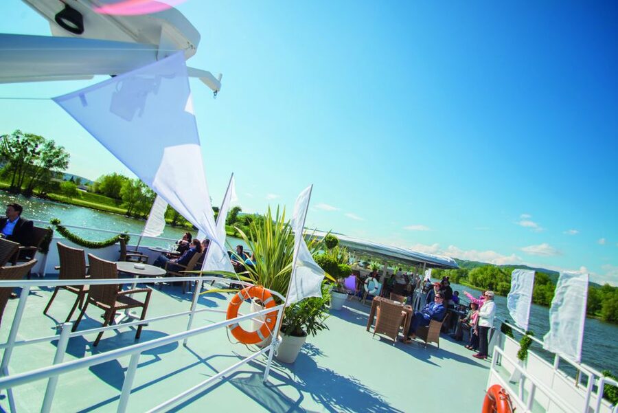 Linz: Harbor Cruise - MS Linzerin: what the onboard setup feels like