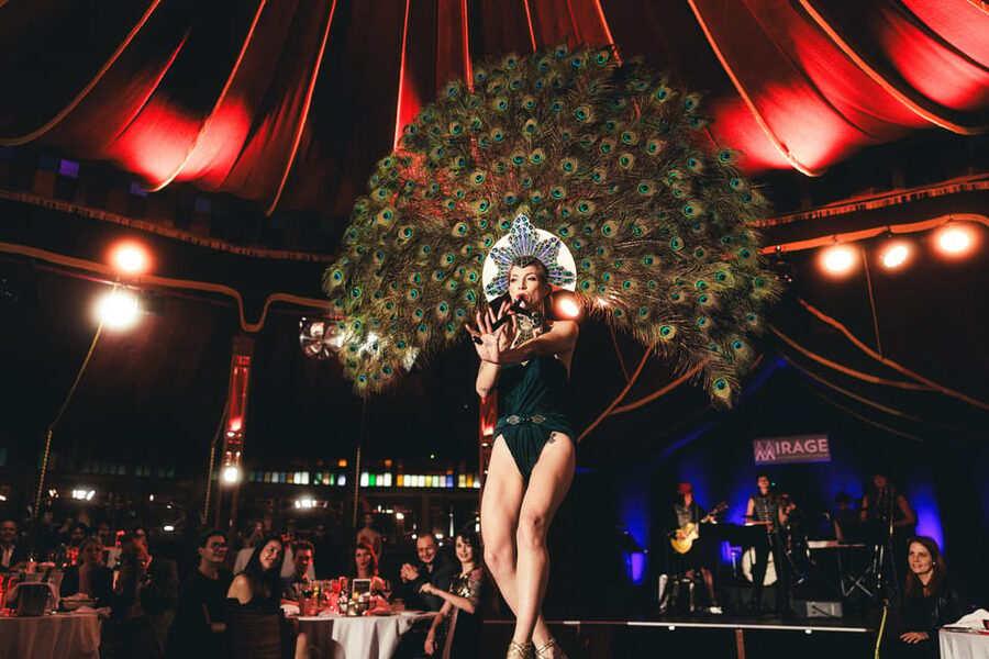 Mirage Vienna: Burlesque Spectacular – Dinner Show - Russell The Love Muscle Brunner, the English-hosted thread that ties it together