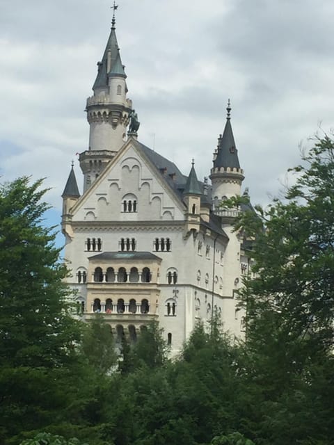 Munich: Neuschwanstein/Rothenburg/Eagle's Nest/Salzburg Trip - Munich pickup points: Marienplatz vs Hauptbahnhof