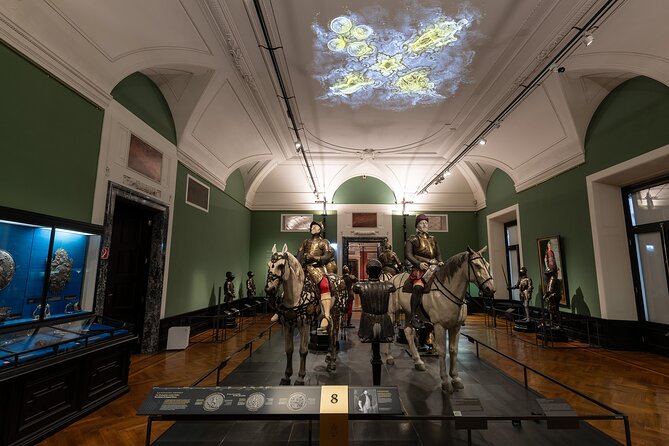 New Hofburg Palace Tour House of Habsburg - Small group size and pacing