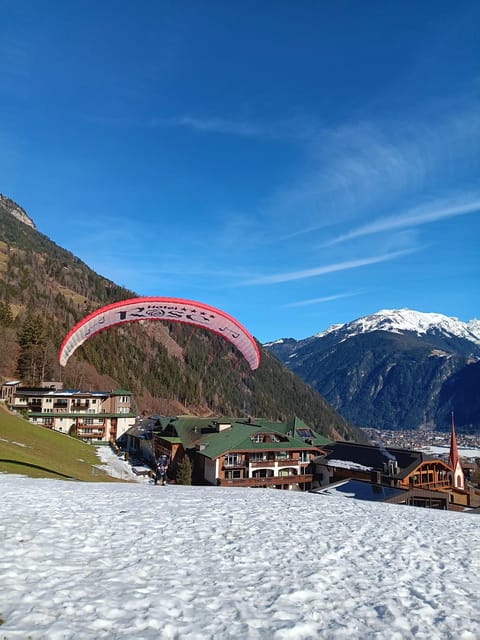 Paragliding Tandem Flight - Your 15-Minute Tandem Ride: What Changes Up in the Sky