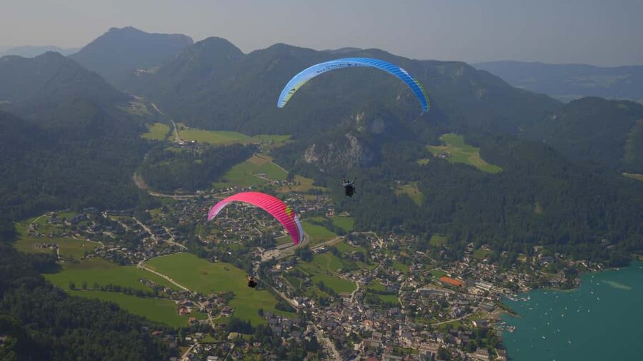 Paragliding Tandem in Salzkammergut / Sound of Music Flight - The cable car climb to Zwölferhorn, then the jump into flight