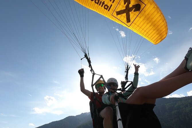 Paragliding & Tandemflüge with World Champion & Team, Stubaital - Meet Point to Harness: What Happens Before You Fly
