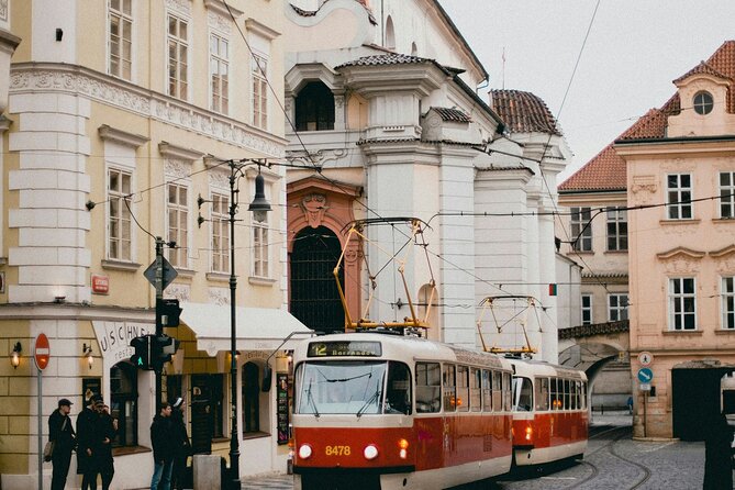 Prague Full-Day Guided Tour From Vienna - Prague Castle: big views, big complex, smart time limits