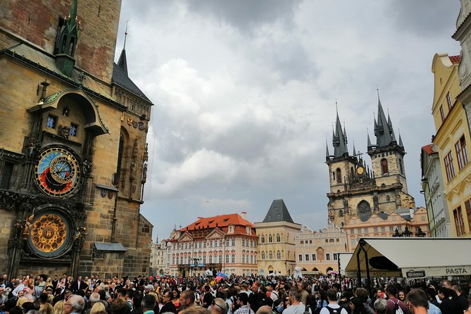 Prague private day tour from Vienna ( local guide ) - Prague Castle Stop: 30 Minutes, Big Views, and What to Prioritize