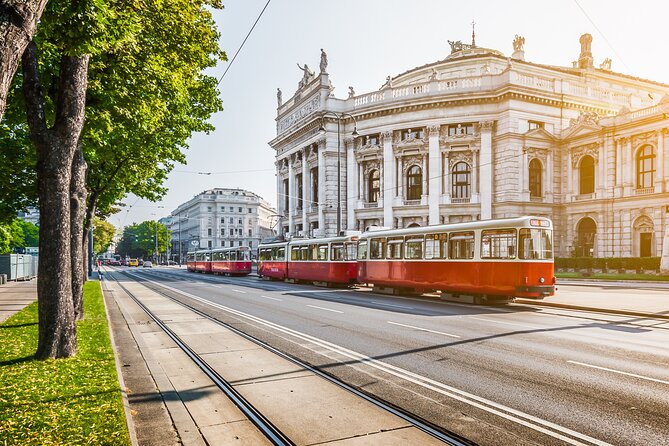 Prague to Vienna - Private Transfer with 2 hours of Sightseeing - Key highlights