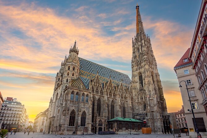 Prague to Vienna - Private Transfer with 2 hours of Sightseeing - Vehicle Comfort and Luggage Fit: This Matters More Than You Think