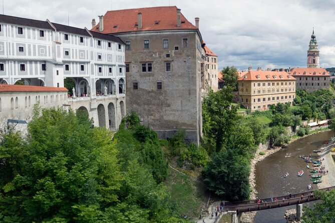 Prague: Tour to Vienna via Cesky Krumlov - Krumlov Castle grounds, tower access, and interior options