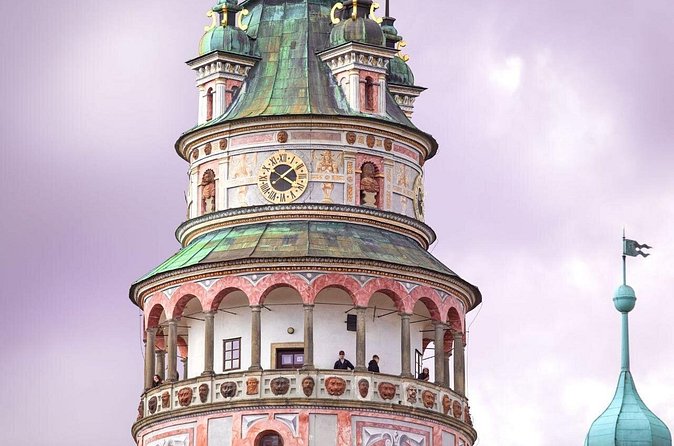 Prague: Tour to Vienna via Cesky Krumlov - Price and logistics: is $260 per person good value?