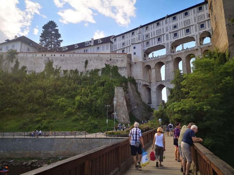 Prague: Transfer to Vienna via fabulous Cesky Krumlov - Český Krumlov turns a transfer into the best day