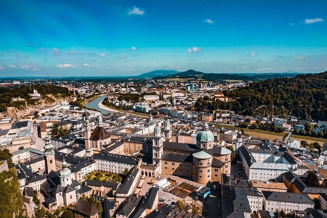 PrivaeTransfer from Vienna to Salzburg with sightseeing stop - Key Highlights You’ll Actually Feel