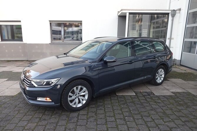 PrivaeTransfer from Vienna to Salzburg with sightseeing stop - Pickup in Schwechat, Vienna, without the hassle
