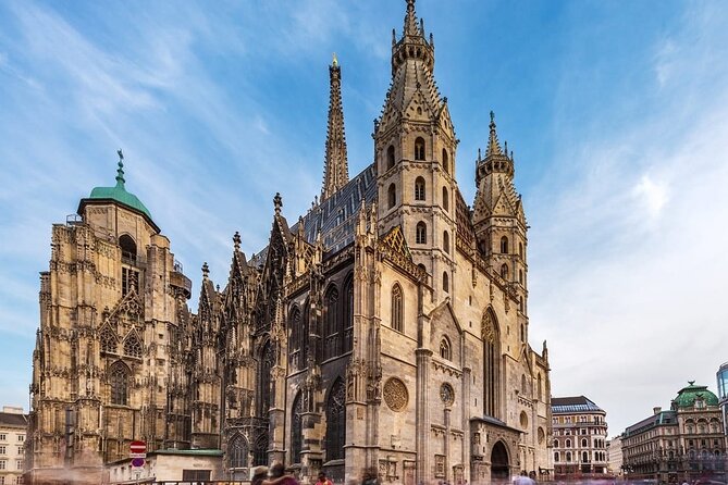Private Bike Tour of Vienna Top Attractions & Nature - St. Stephen’s Cathedral and Stephansplatz, the classic heartbeat
