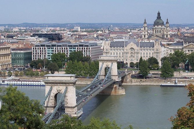 Private Budapest Day Trip from Vienna - Hungarian Parliament Building: do you want the inside visit?
