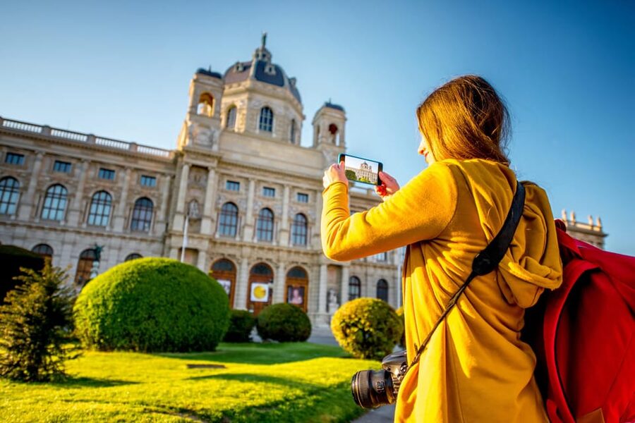 Private day trip from Budapest to Vienna and back - Key points at a glance