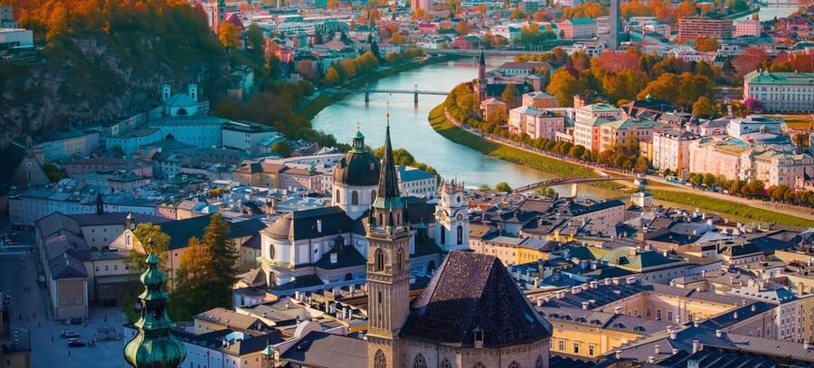 Private day trip from Budapest to Vienna and back - Choosing the right vehicle size for your group