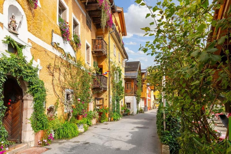 Private day trip: Munich to Hallstatt, Skywalk & Salt Mine - Price and Logistics: What $471 Per Person Really Covers