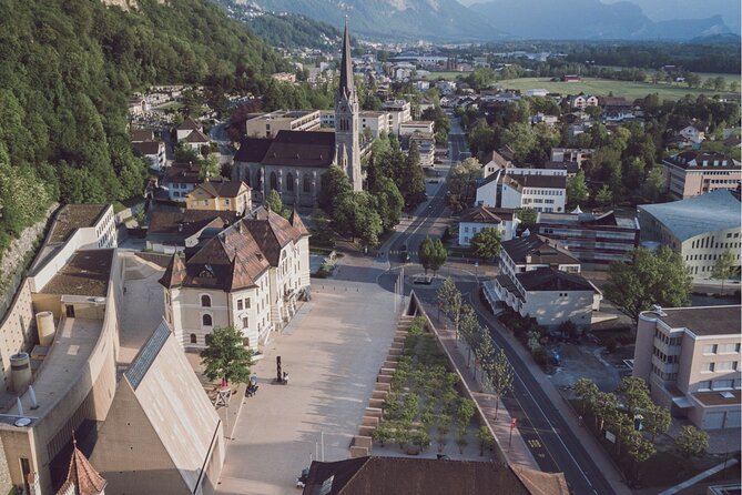 Private Daytrip by Car to Liechtenstein, Germany, Austria & Swiss - Four Countries From Zurich, Without the Stress