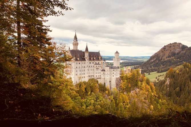 Private Full-Day Tour of Neuschwanstein Castle from Innsbruck - Hohenschwangau optional: the smaller castle stop with big photo payoff