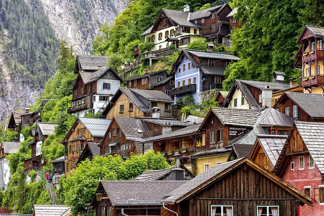 Private guided tour from Vienna to Hallstatt with Skywalk & Salt Mine Experience - The early morning drive, and how the guide makes it pay off