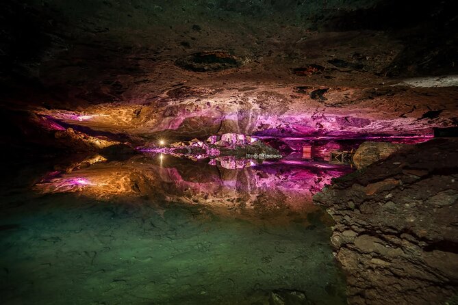 Private guided tour from Vienna to Hallstatt with Skywalk & Salt Mine Experience - Hallstatt on foot: UNESCO streets with a guide who connects then and now