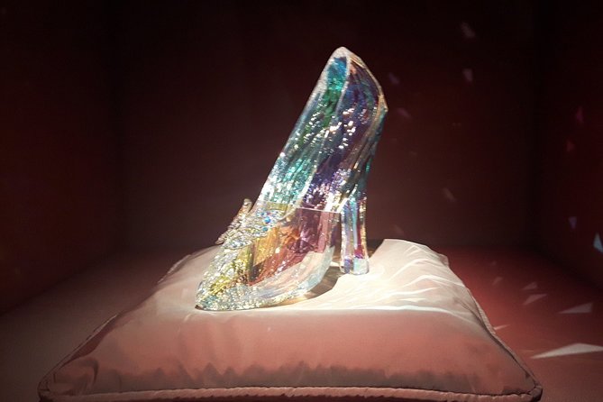 Private Half-day Tour to Swarovski Crystal World in Wattens - Inside the 16 Chambers of Wonder: how to get more out of the exhibits