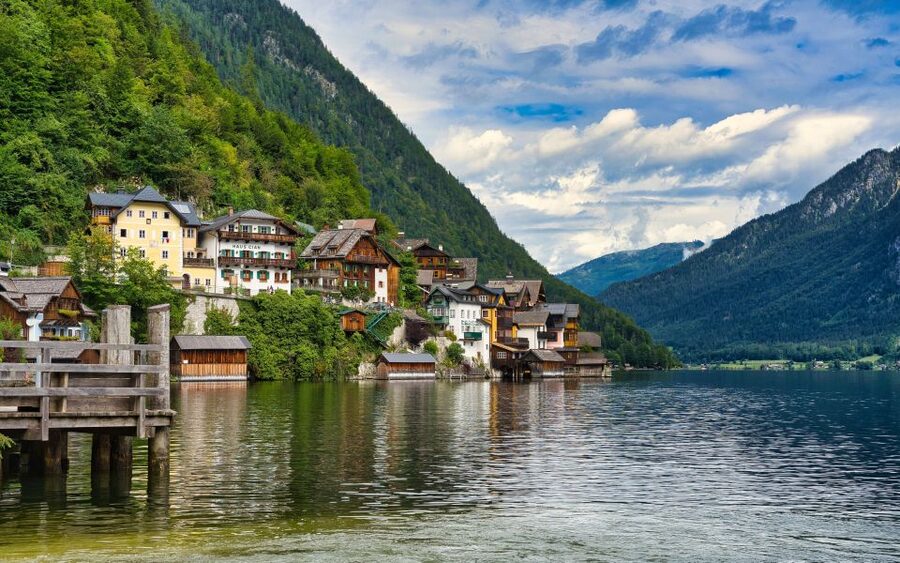 Private Hallstatt Full-Day Tour - Hallstatt with a guide first, free time second