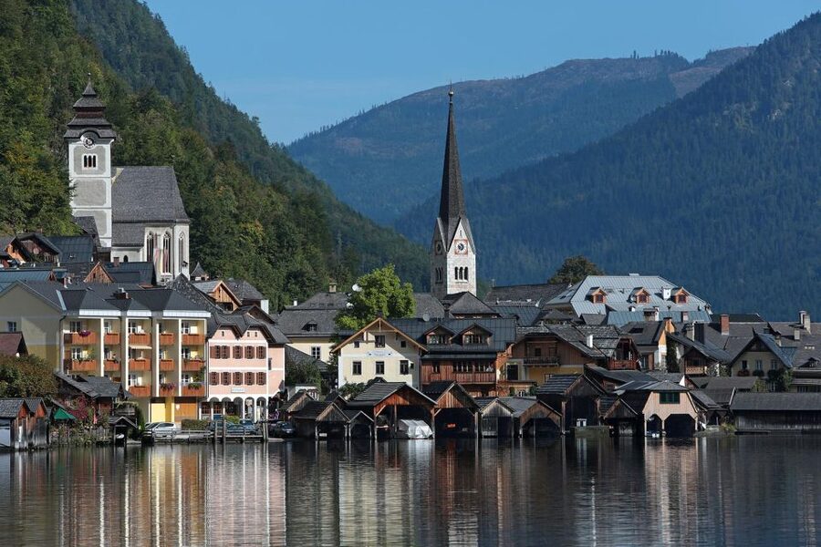 Private Hallstatt Tour from Salzburg - Lakeside Views, Mühlbach Waterfalls, and the World Heritage View Skywalk