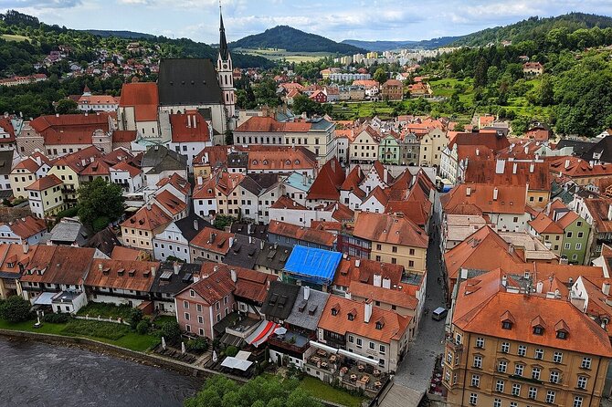 Private one way transfer from Cesky Krumlov to Vienna - English-speaking driver support (and the small kindnesses)