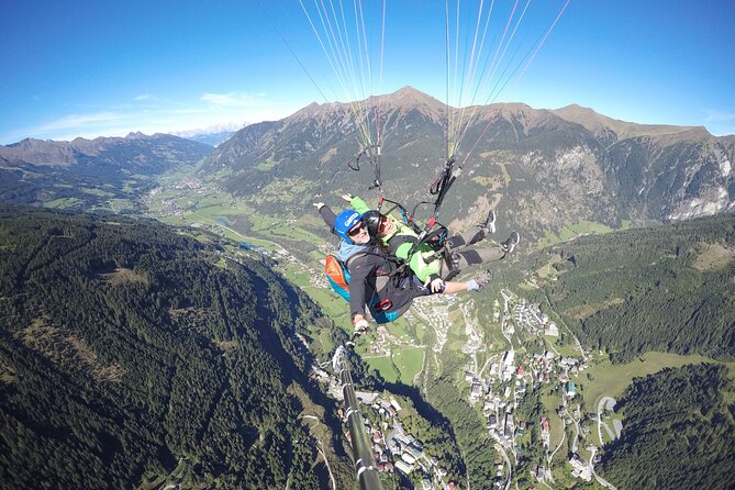 Private paragliding tandem flight in Fulseck - The takeoff, harness time, and that first rush