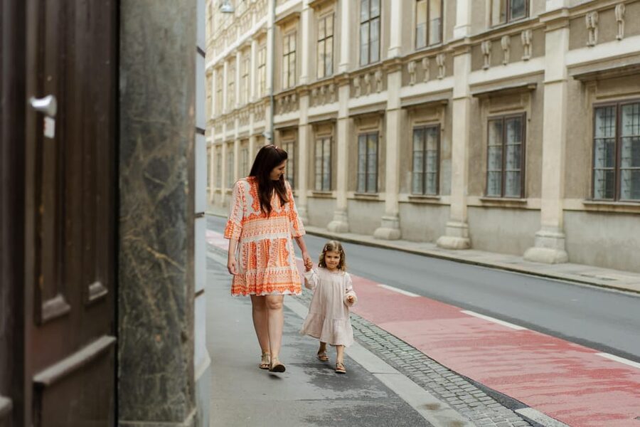 Private Photoshoot Walk Old Town of Graz - Choosing a time slot for light, not just schedule