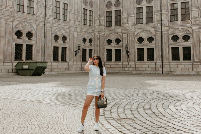Private Professional Vacation Photoshoot in Vienna - Vienna street scenes make great photos, fast