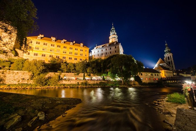 Private Return Day Trip from Linz to Cesky Krumlov with Guided Tour - Four Hours of Free Time: How to Use It Well (Not Just Walk Around)