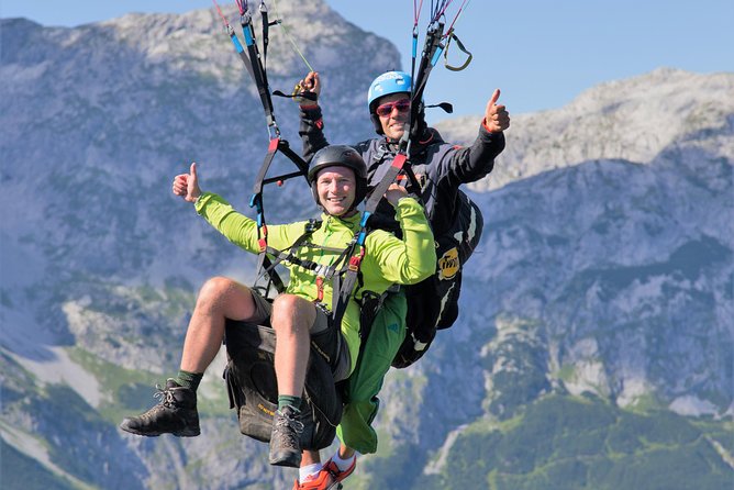 Private Tandem Paragliding Werfenweng Mt Bischling - Meeting at Bergbahnen Werfenweng, and planning your timing