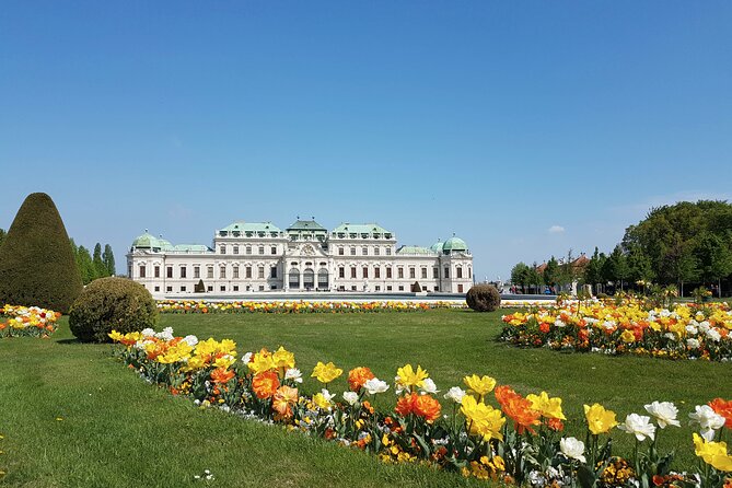 Private Themed Tour of the Belvedere with an Art Historian: "The Kiss" by Gustav Klimt: how it became the Symbol of the Viennese Art - The 90-minute plan at the Belvedere Museum, stop by stop