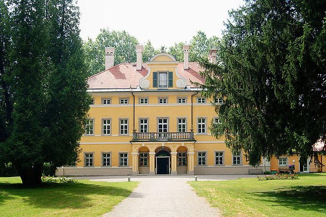 Private Tour The hills are alive: a tour to locations of the Sound of music film - Stift Nonnberg: where Maria’s convent story meets real Salzburg
