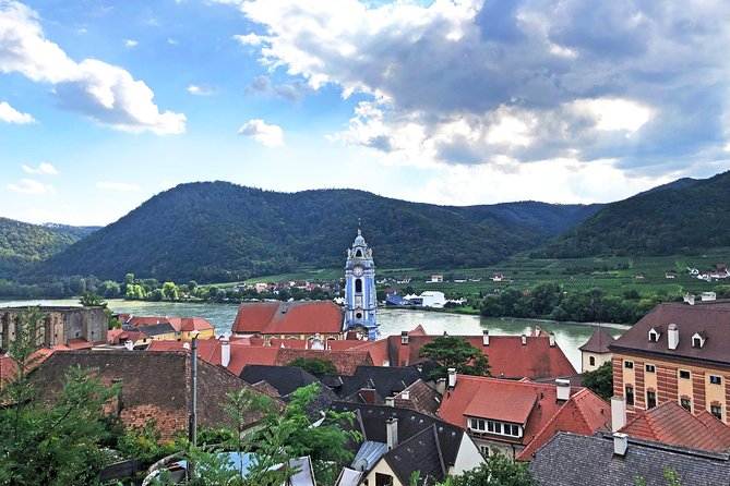 Private Tour Vienna to Salzburg via Wachau & Lake District - Why this Vienna to Salzburg route feels more local than a train day