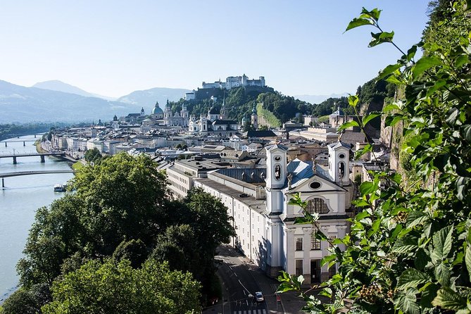 Private Transfer from Munich to Vienna with 2 hours for sightseeing - Where it fits best: who should book this